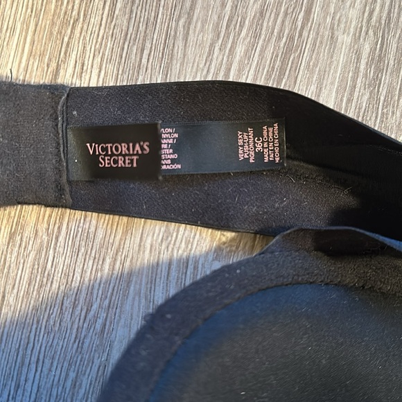 Victoria Secret Halter Sequin Bra - Picture 2 of 3